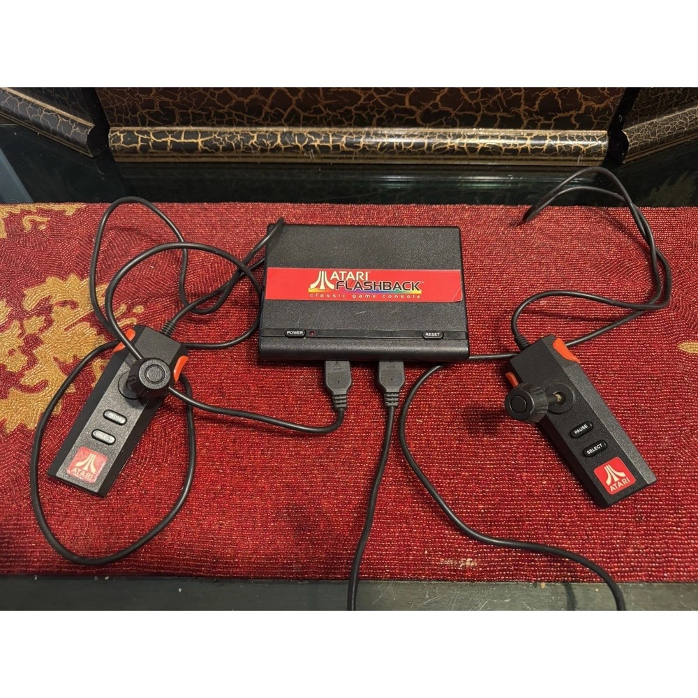 Atari Flashback Mini 7800 Classic Game Console + 2 Controllers Untested